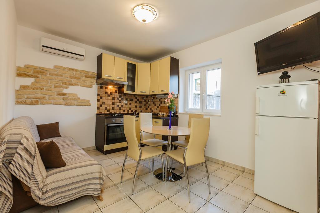 Apartments Antonio Makarska Ngoại thất bức ảnh